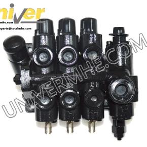 M1537601200: Multi-way Control Valve,3 section for Maximal Forklift FD15-FD18